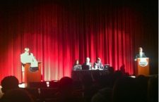 Presidential candidates Austin Laufersweiler, right, and Richie O'Connell, left, at the debate on Mar. 25.